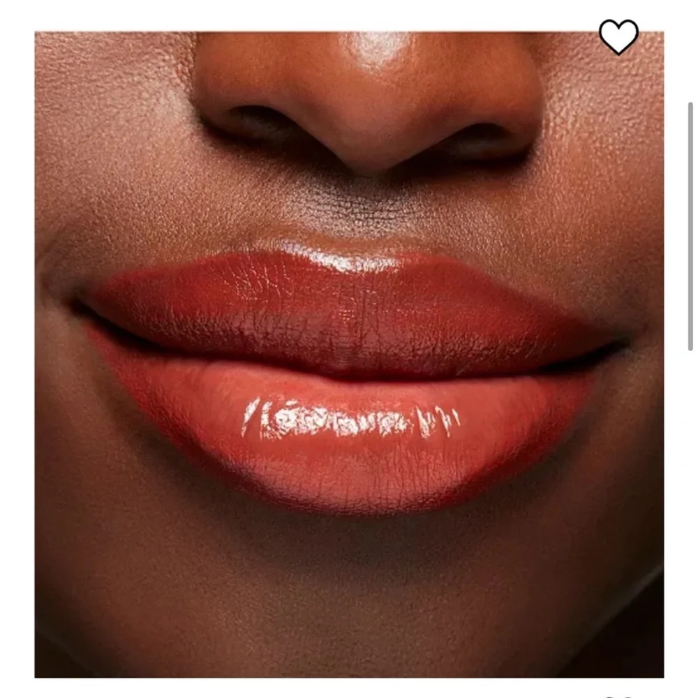NEW! Mac lustreglass lipstick Chili Popper